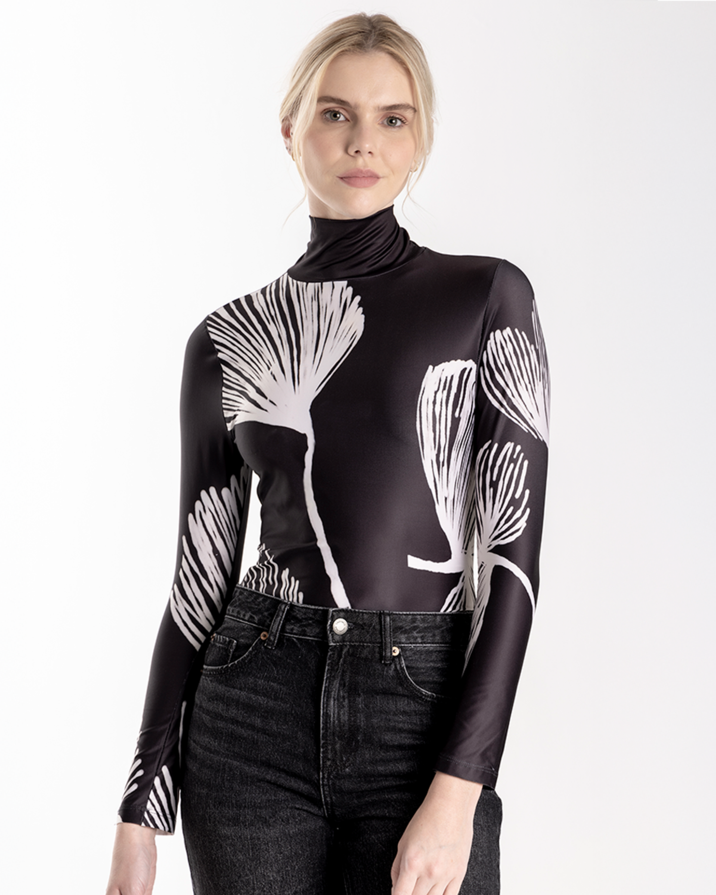 ESPECIA Ampelo Top - Black