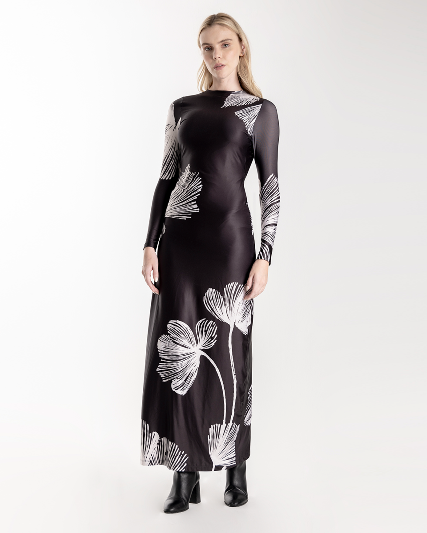 ESPECIA Plumila Dress - Black