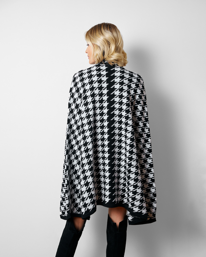 GIA BARDOT Storm H Cape - Black/White