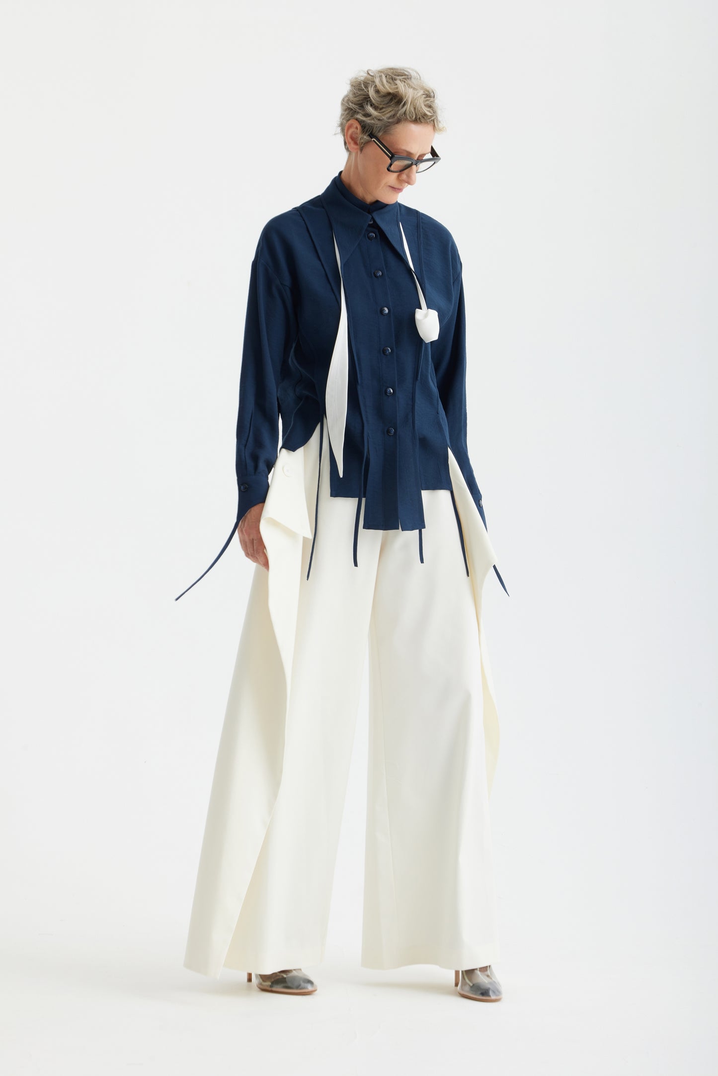 JULIA ALLERT Artistic Asymmetric Textured Blouse - Navy