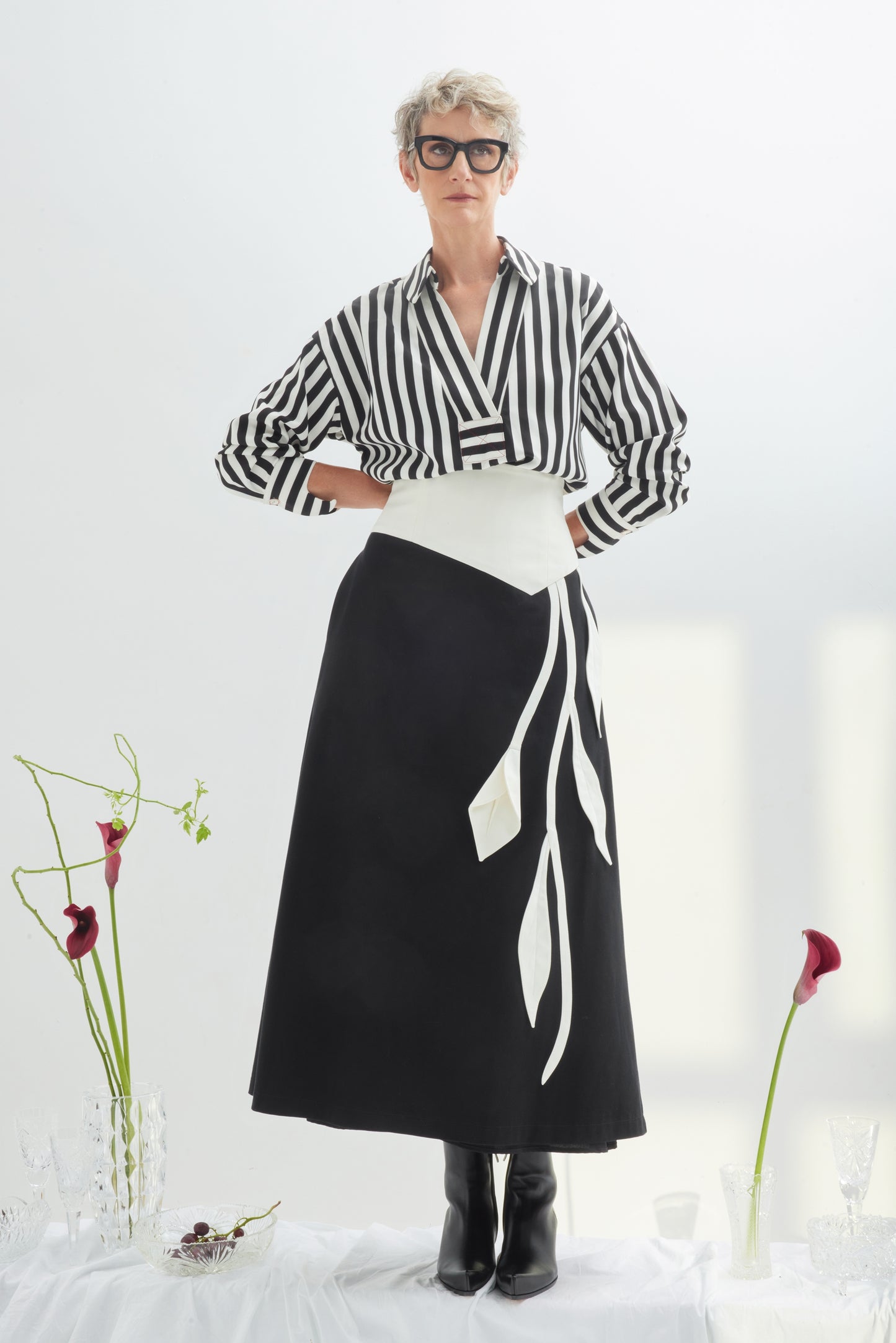 JULIA ALLERT Casual Skirt with Floral Detail - Black/White