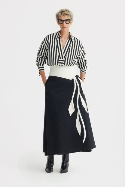 JULIA ALLERT Casual Skirt with Floral Detail - Black/White