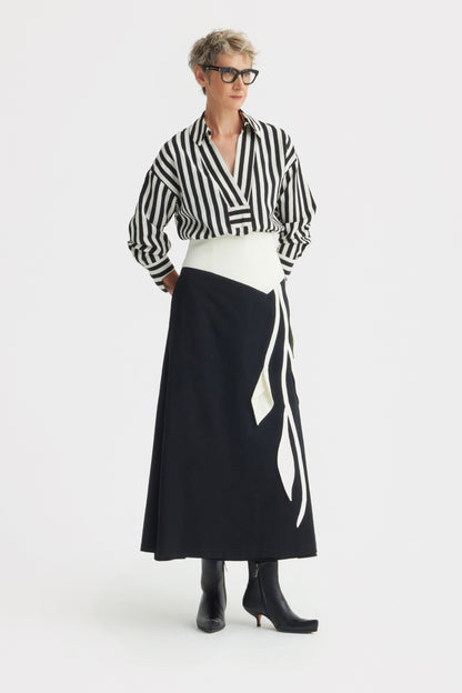 JULIA ALLERT Casual Skirt with Floral Detail - Black/White