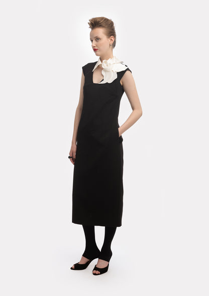 JULIA ALLERT Modern Business Dress With Collar - Black BONVION JULIA ALLERT Modern Business Dress With Collar - Black BONVION
