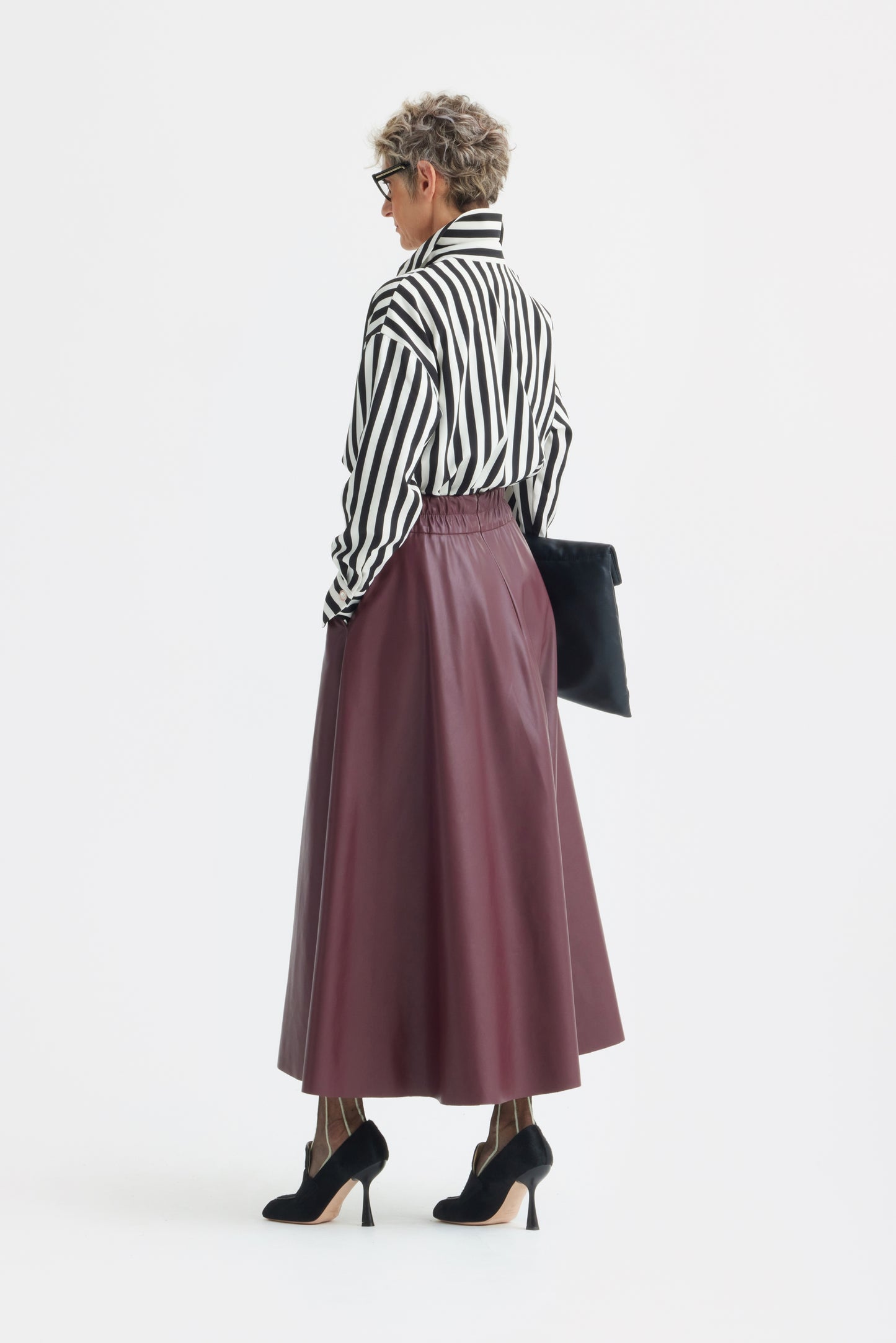 JULIA ALLERT Relaxed V-Neck Striped Blouse - Black/White