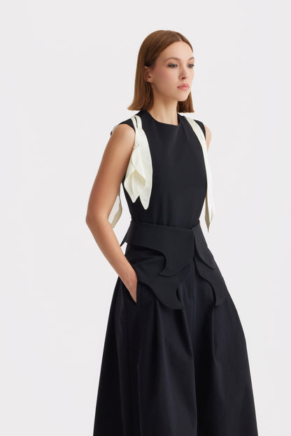 JULIA ALLERT Sleeveless Top with Floral Accent - Black