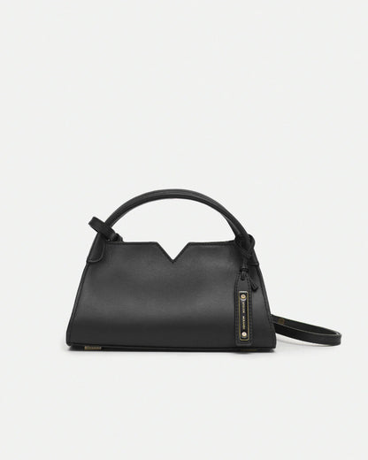 Woven leather designer handbag with hand dyed black color | MERANDI Thai luxury handbag brand made of Italian leather