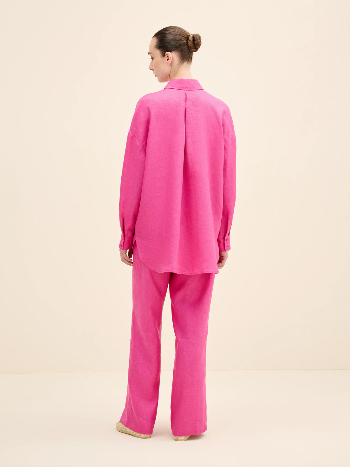 NÉAN Cherry-Needlework Linen Shirt - Fuchsia