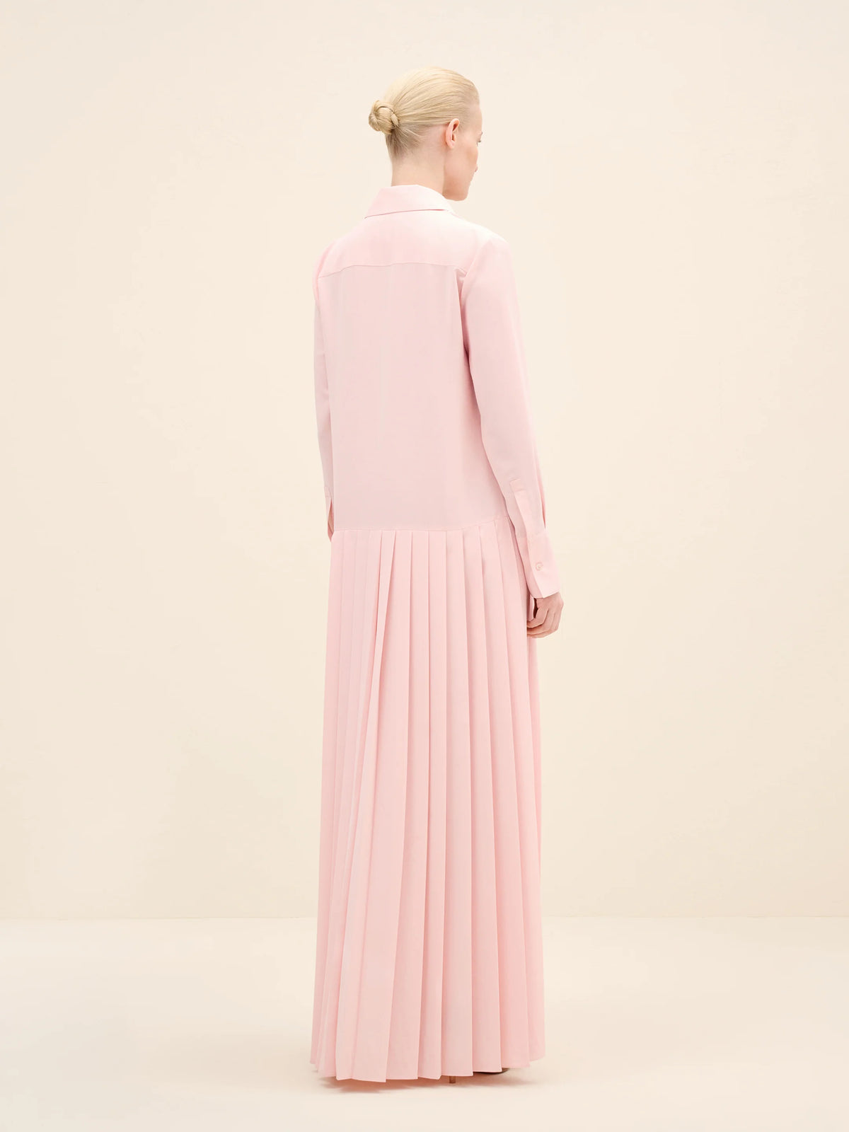NÉAN Crepe Pleated Shirt Dress - Light Blush