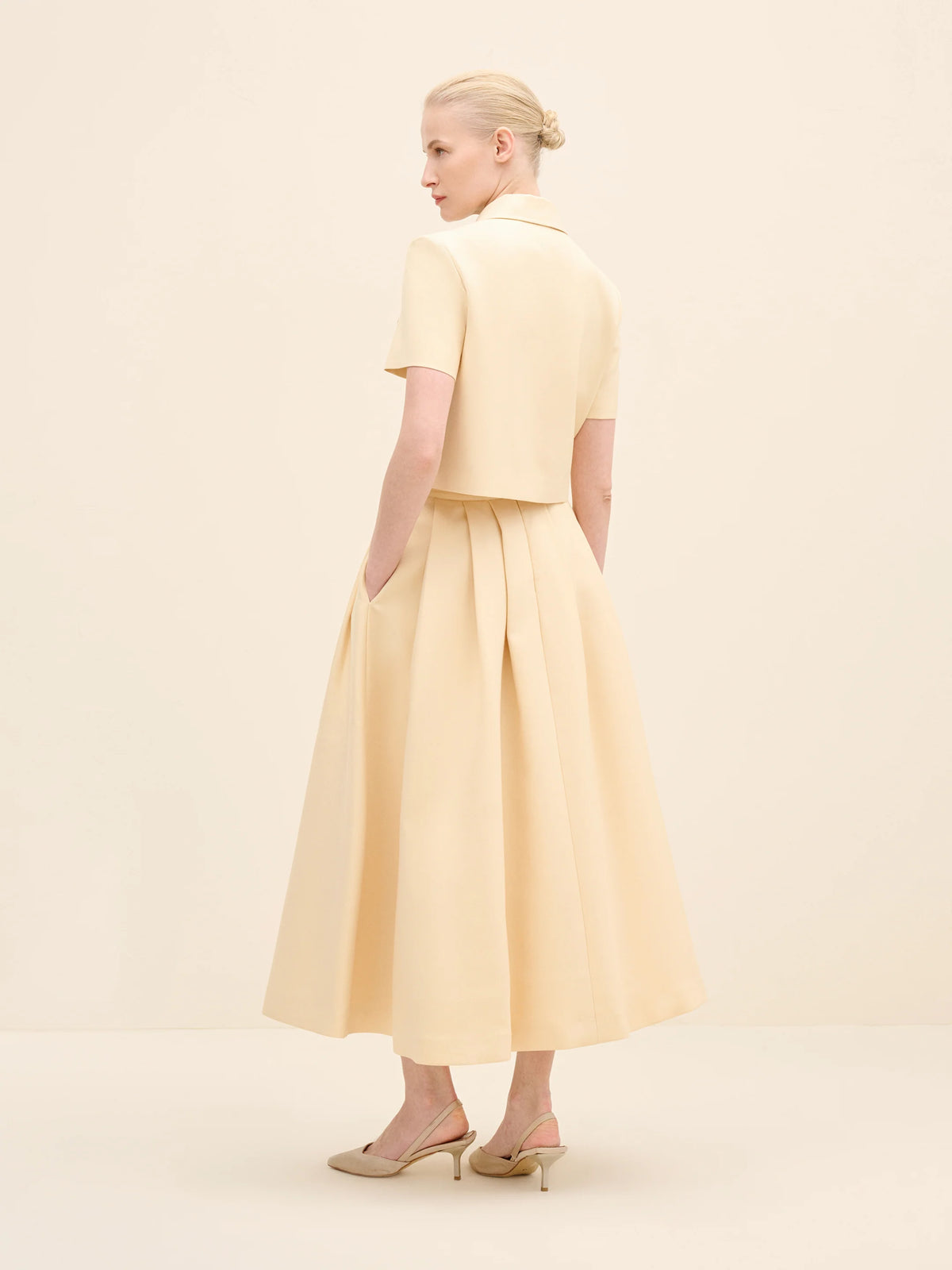 NÉAN Crystal-Button Cropped Jacket - Beige
