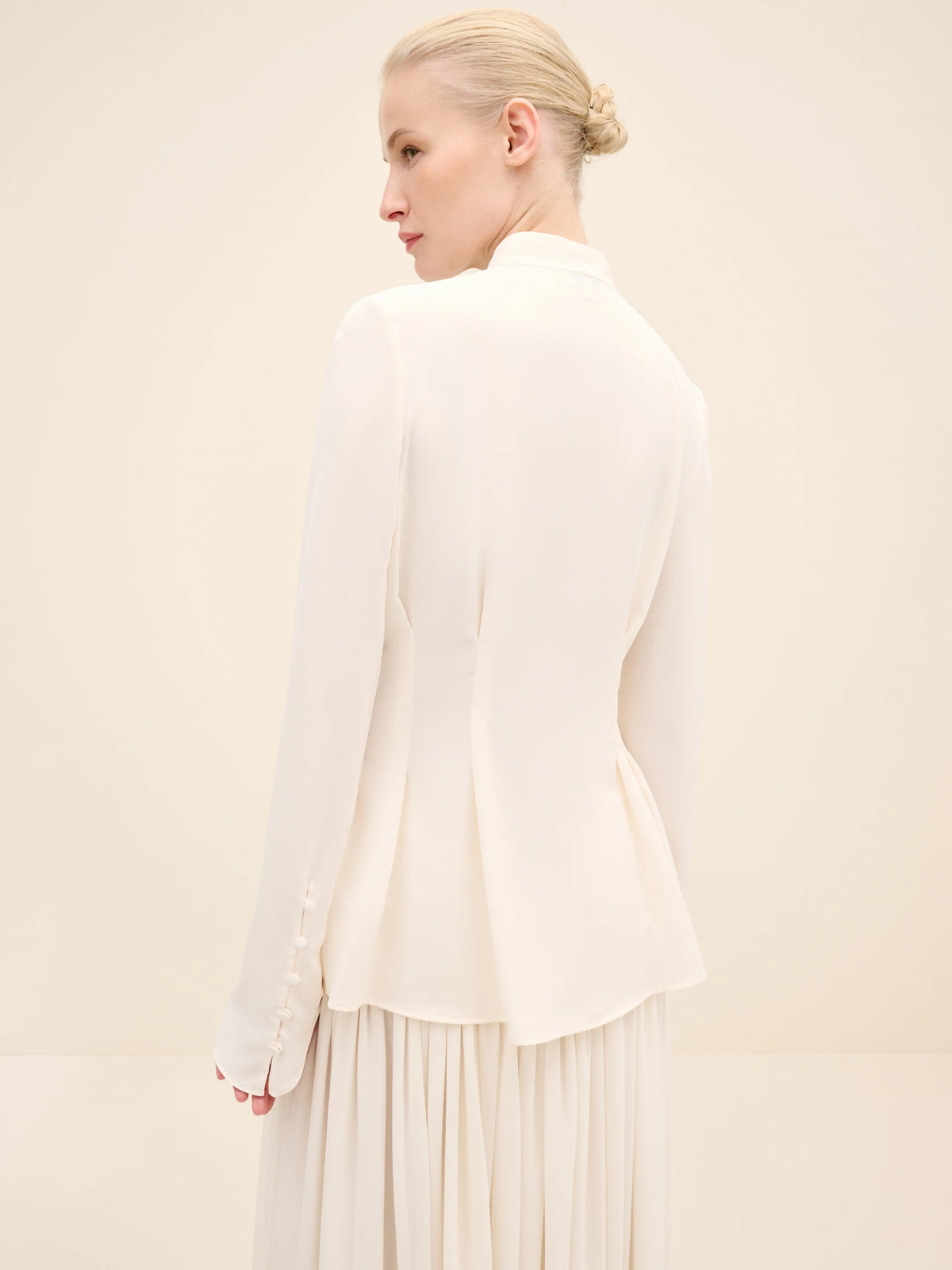 NÉAN Mandarin Collar Fla Cuff Blouse - Off White