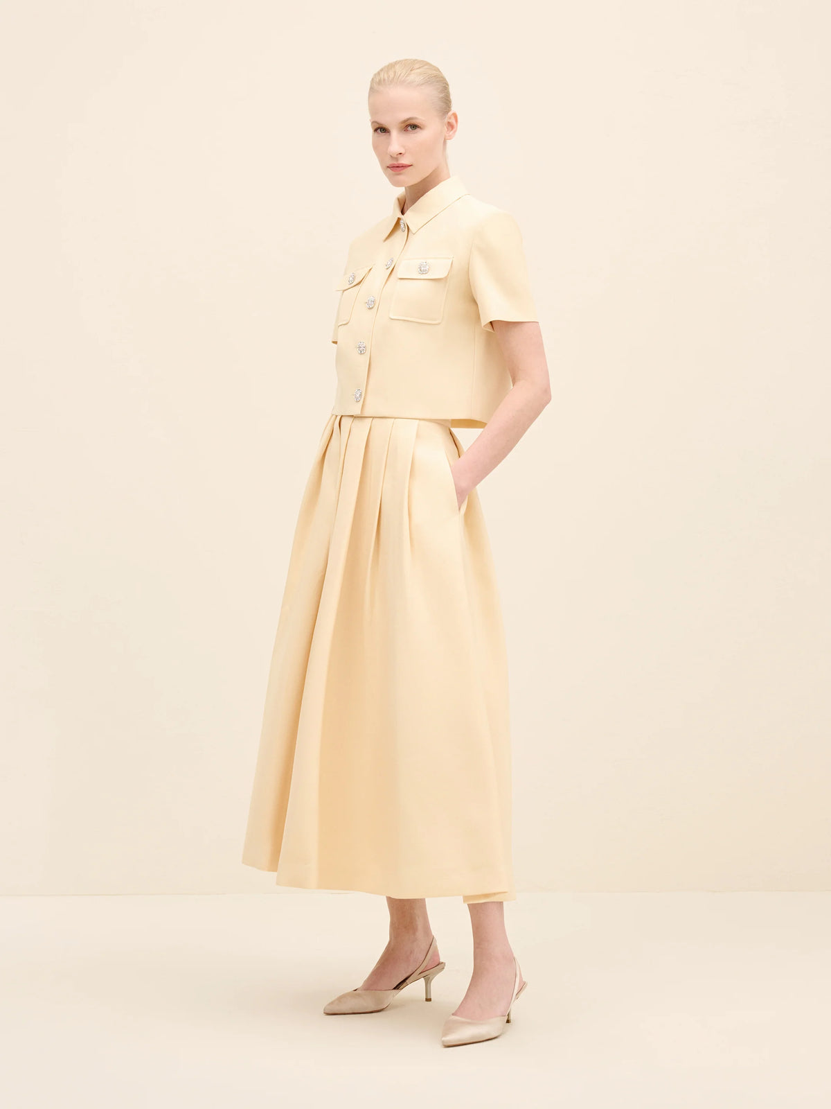 NÉAN Pleated Midi Skirt - Beige