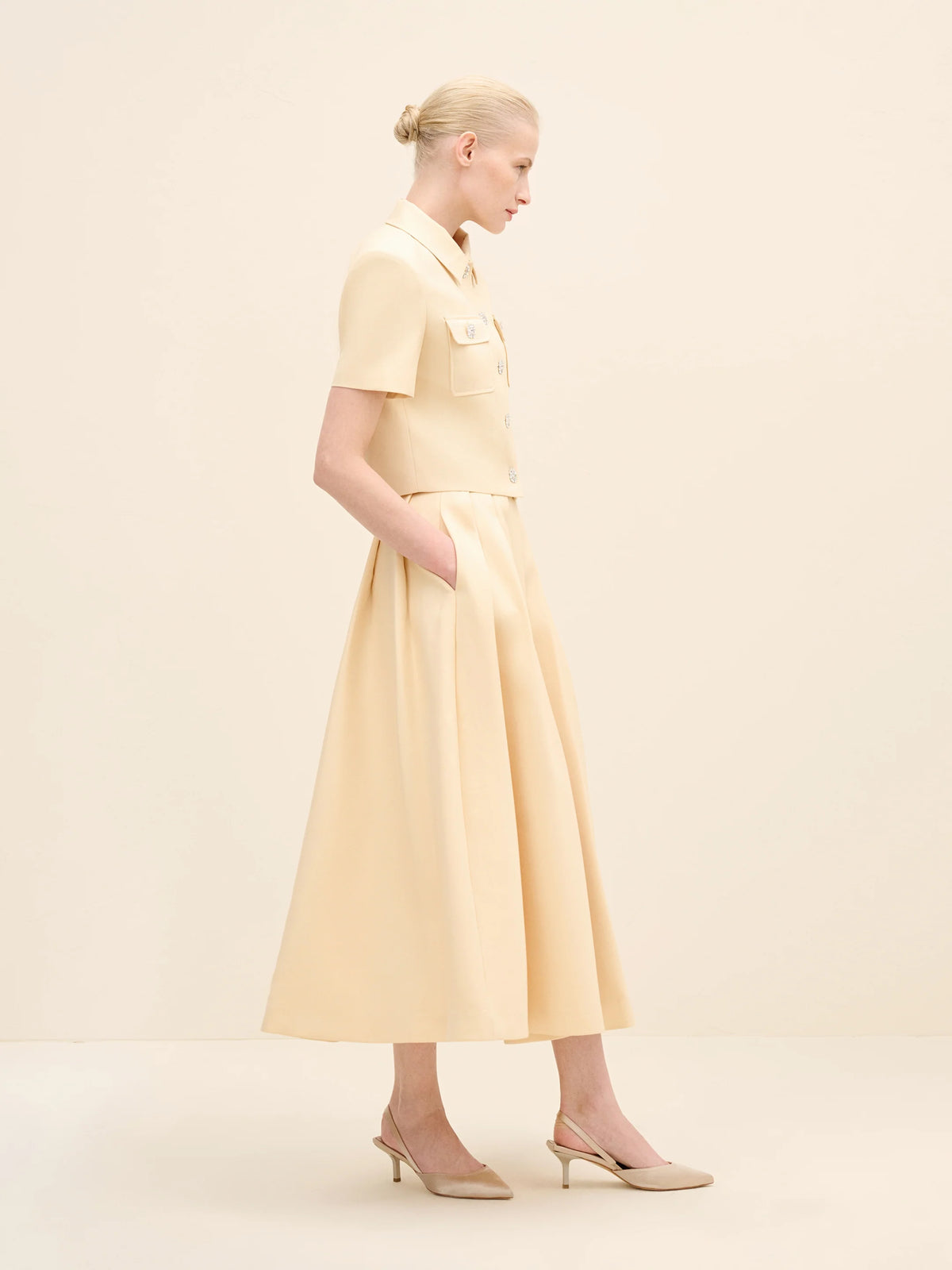 NÉAN Pleated Midi Skirt - Beige