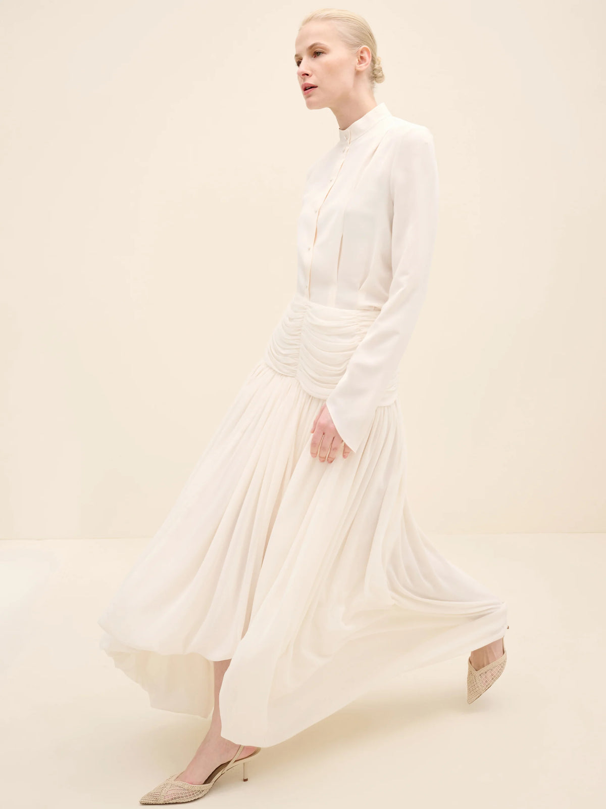NÉAN Ruched Waist Midi Skirt - Off White