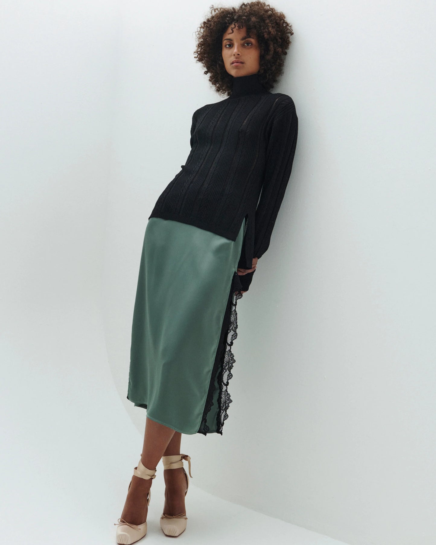 VAILLANT Knit Turtleneck with Lace Detail - Black