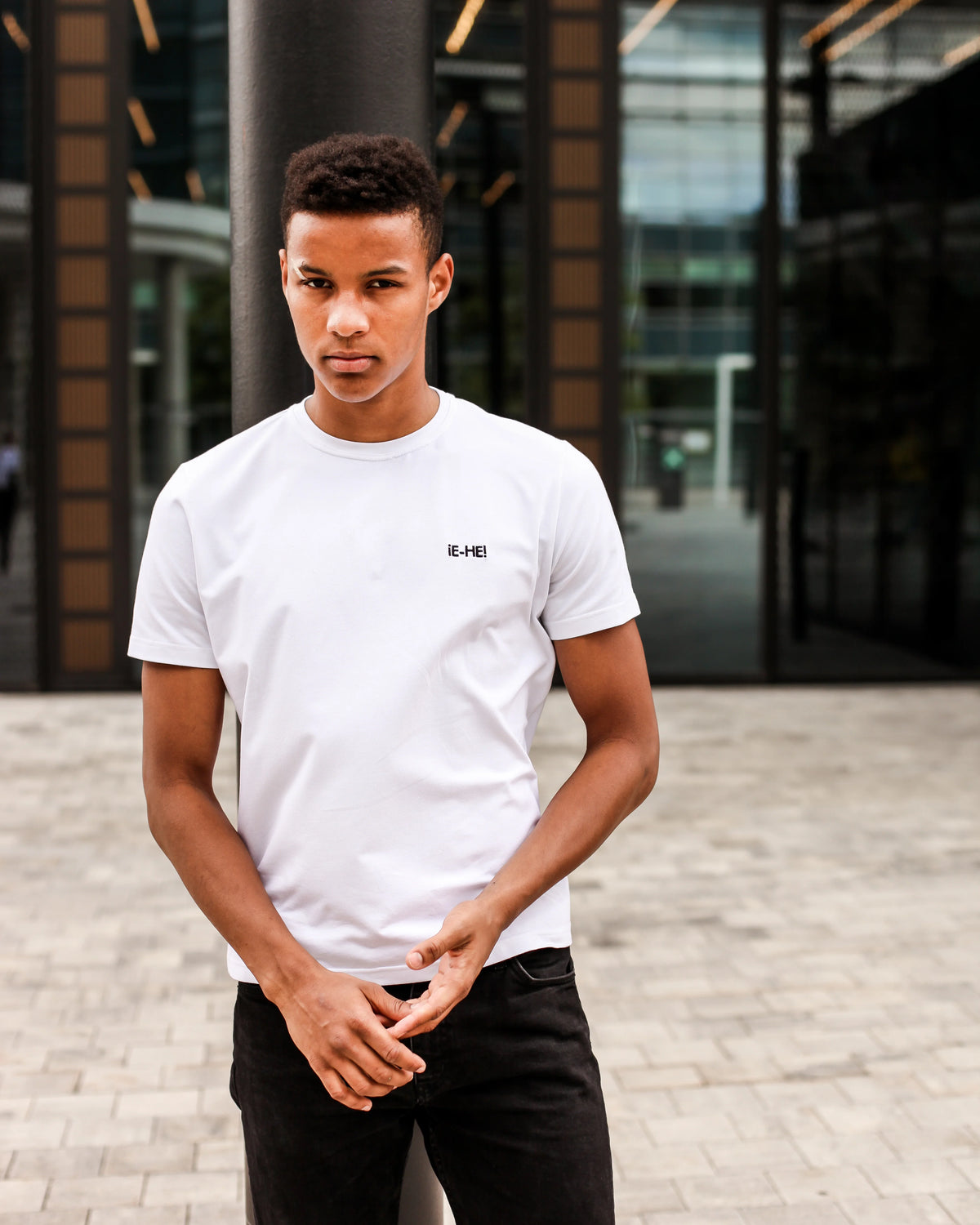 EHE Apparel Embroidered logo T-shirt - White