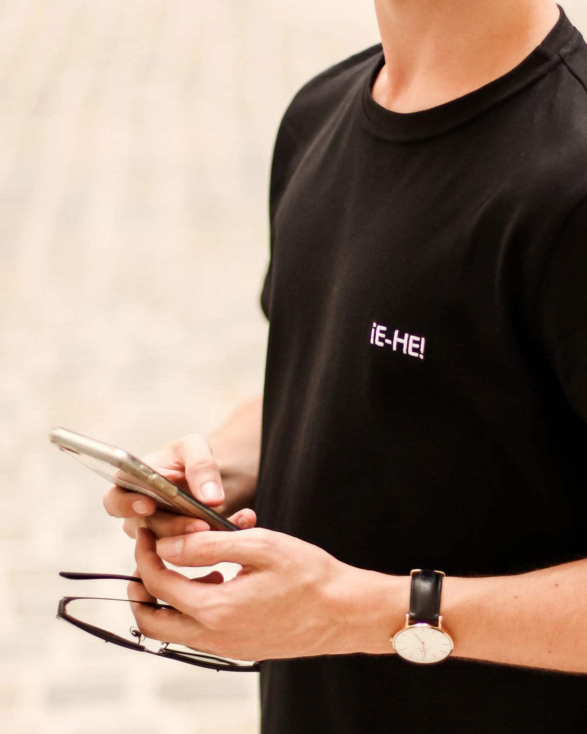 EHE Apparel Embroidered logo T-shirt - Black