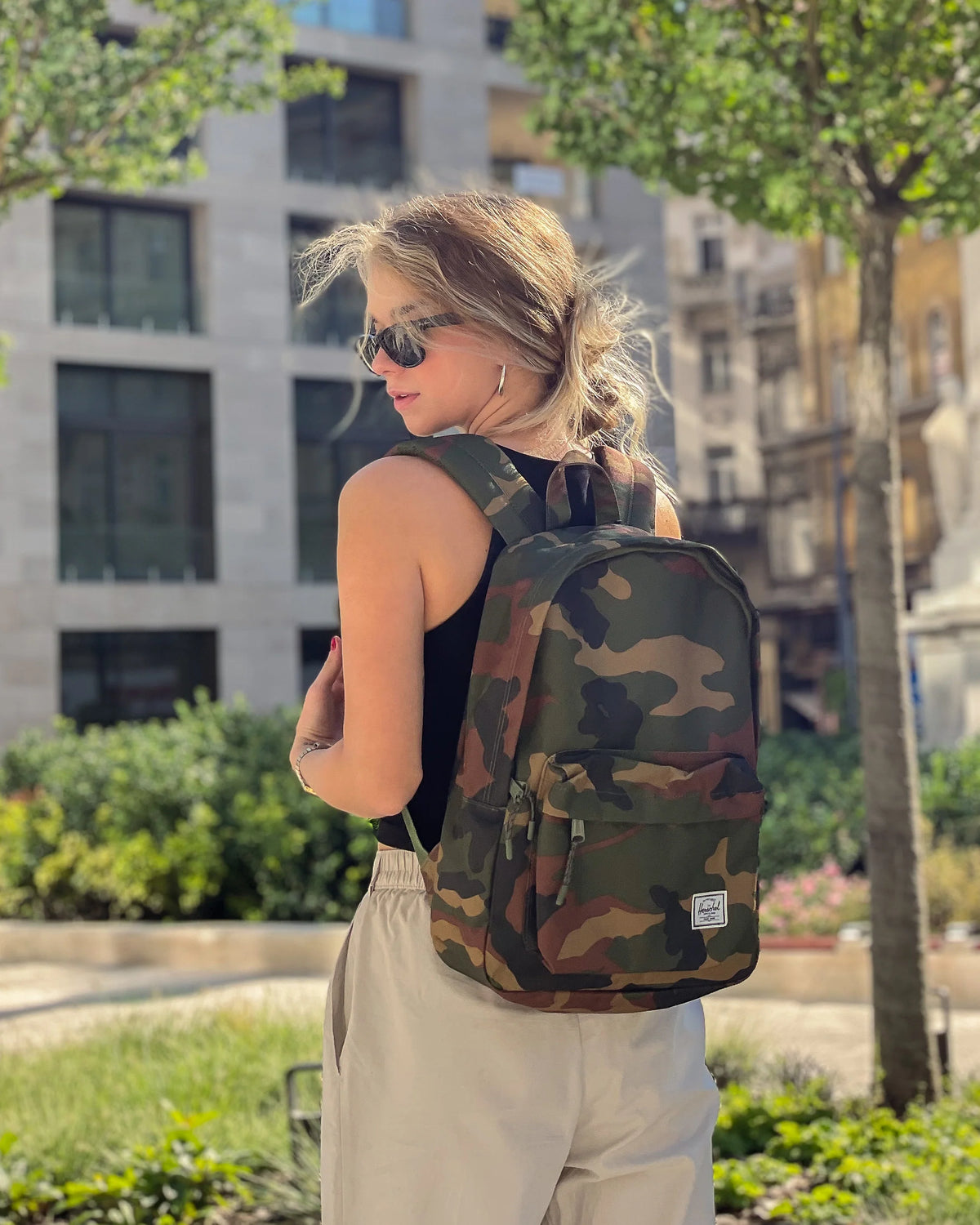 Herschel Supply Co. - Classic backpack 24L - Woodland camo
